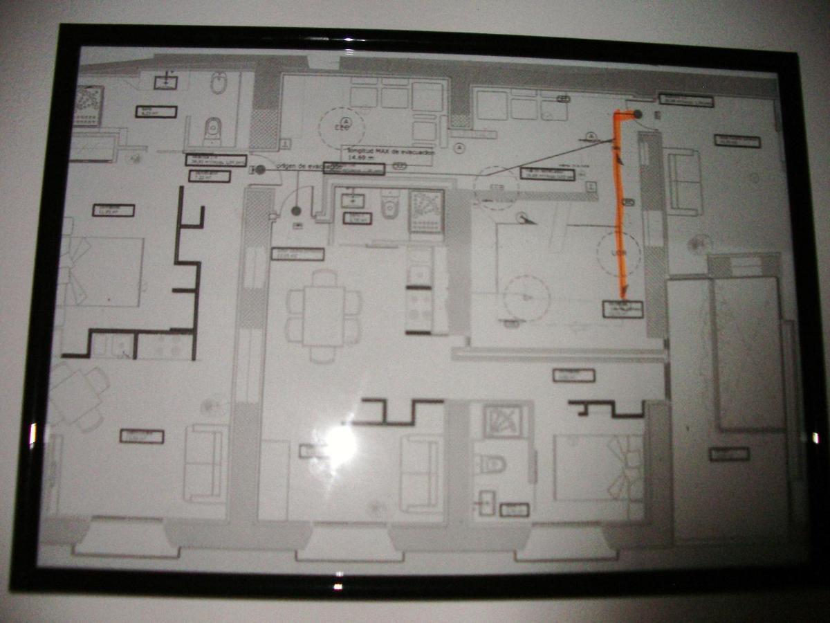 Apartamentos La Fonda Aninon Екстериор снимка