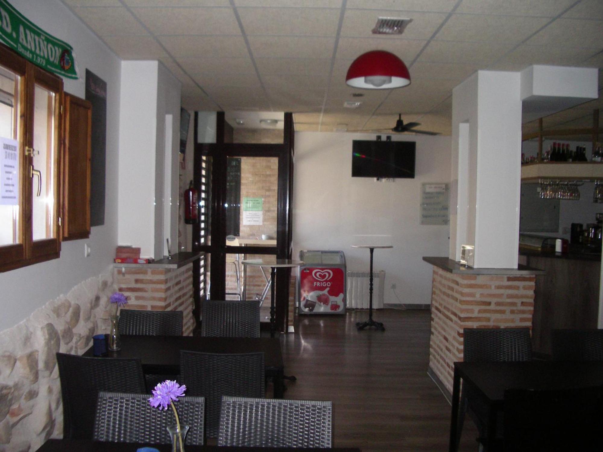 Apartamentos La Fonda Aninon Екстериор снимка